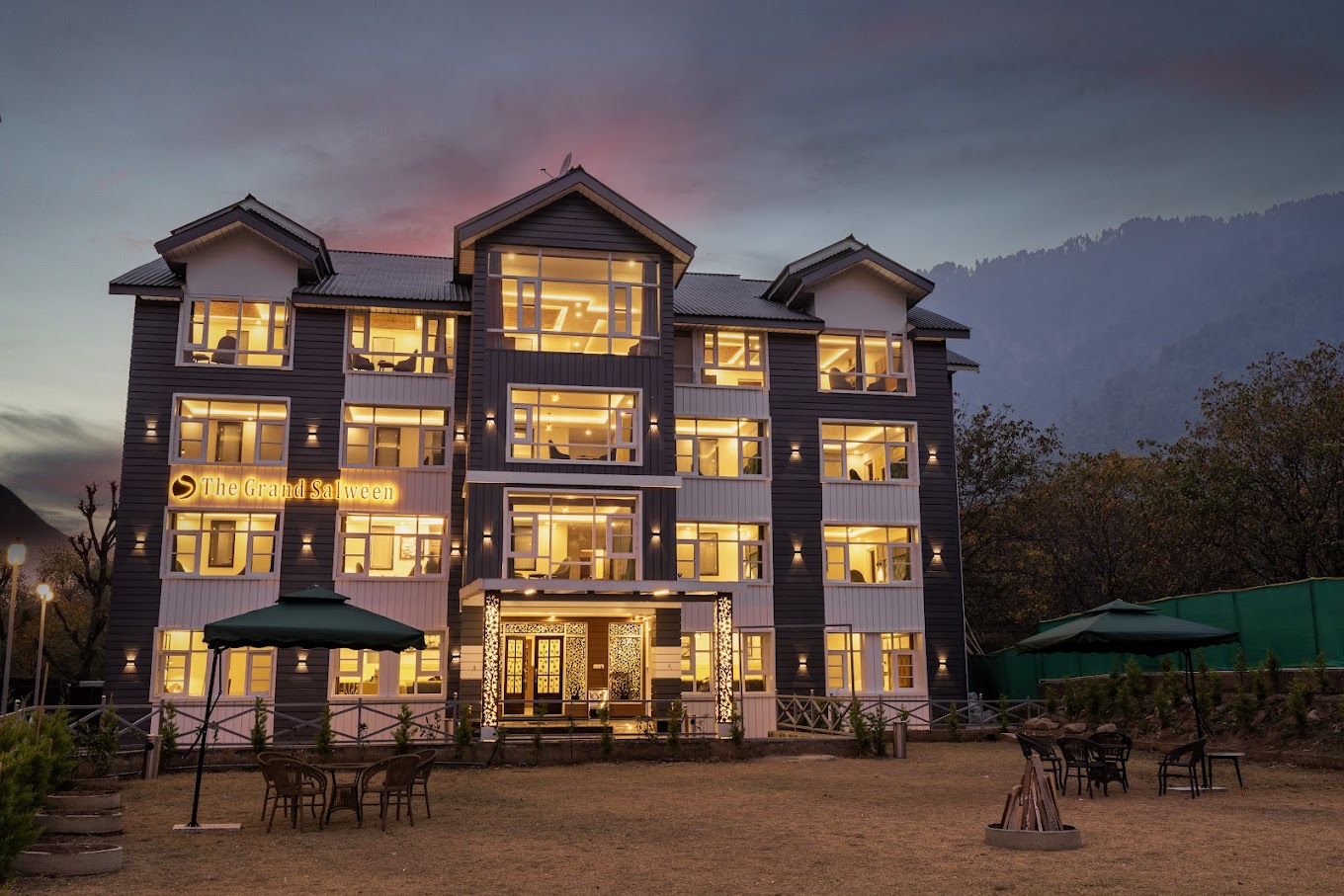 Hotel The Grand Salween Pahalgam